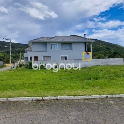 Terreno com 371m², no bairro Vargem Grande em Florianópolis