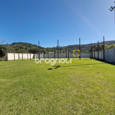 Terreno com 371m², no bairro Vargem Grande em Florianópolis