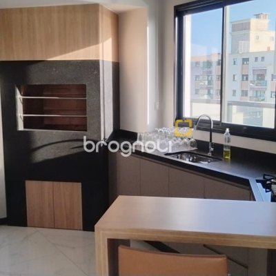 Apartamento com 99m², 3 quartos (sendo 1 suíte), 2 garagens, no bairro Coqueiros em Florianópolis