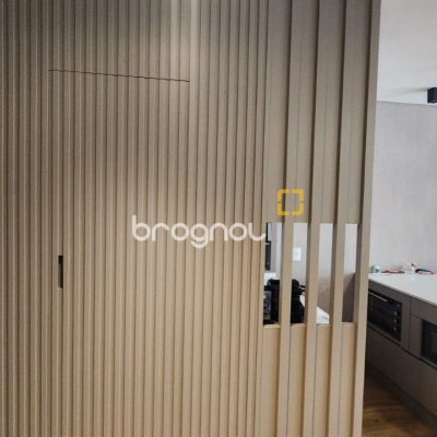 Sala com 42m², 2 garagens, no bairro Itacorubi em Florianópolis