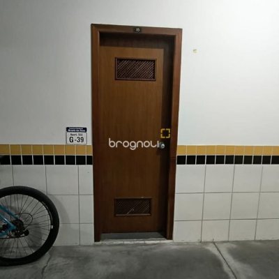 Apartamento com 142m², 3 quartos (sendo 1 suíte), 2 garagens, no bairro Centro em Florianópolis