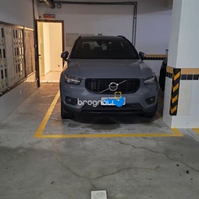 Apartamento com 142m², 3 quartos (sendo 1 suíte), 2 garagens, no bairro Centro em Florianópolis