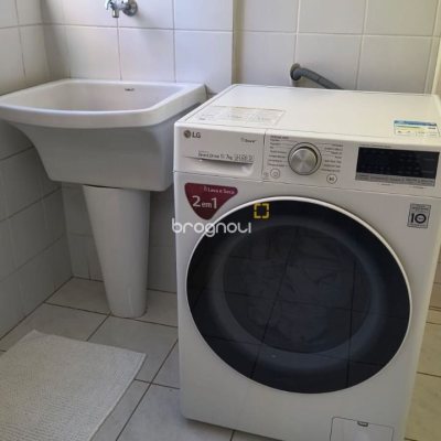 Apartamento com 142m², 3 quartos (sendo 1 suíte), 2 garagens, no bairro Centro em Florianópolis