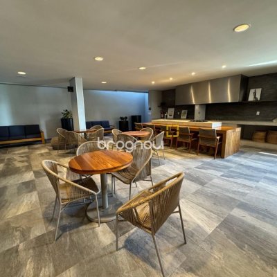 Apartamento com 61m², 1 quarto, 1 garagem, no bairro Centro em Florianópolis