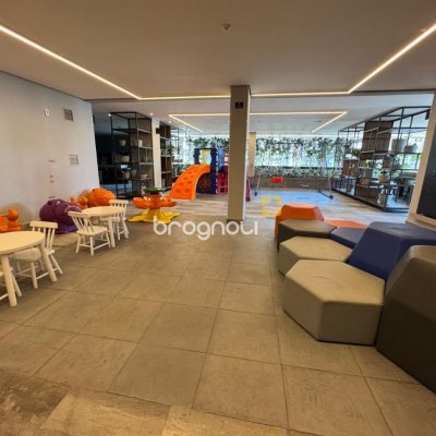 Apartamento com 61m², 1 quarto, 1 garagem, no bairro Centro em Florianópolis