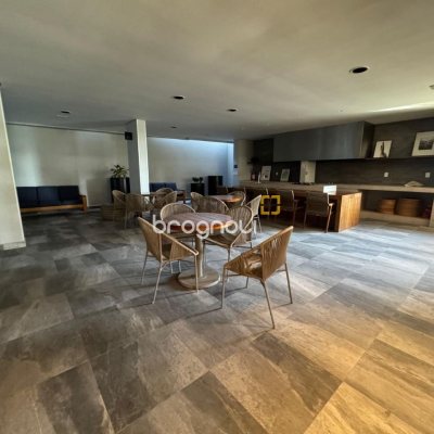 Apartamento com 61m², 1 quarto, 1 garagem, no bairro Centro em Florianópolis