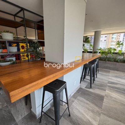 Apartamento com 61m², 1 quarto, 1 garagem, no bairro Centro em Florianópolis