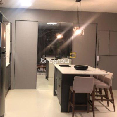 Apartamento com 61m², 1 quarto, 1 garagem, no bairro Centro em Florianópolis