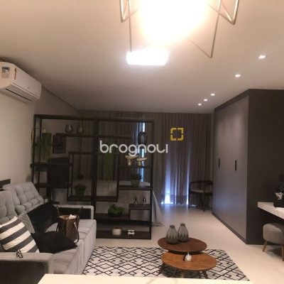 Apartamento com 61m², 1 quarto, 1 garagem, no bairro Centro em Florianópolis