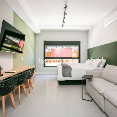 Apartamento com 33m², 1 quarto, 2 garagens, no bairro Canasvieiras em Florianópolis
