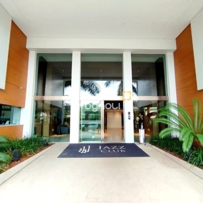 Apartamento com 170m², 3 quartos (sendo 3 suítes), 2 garagens, no bairro Beira Mar Norte em Florianópolis