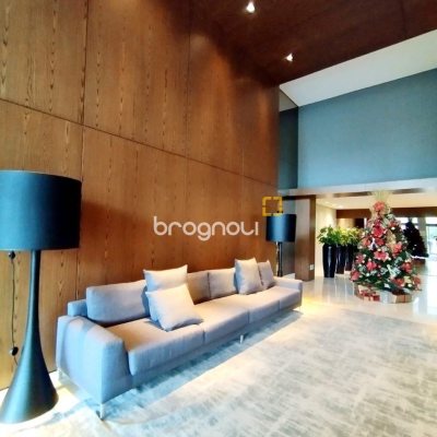 Apartamento com 170m², 3 quartos (sendo 3 suítes), 2 garagens, no bairro Beira Mar Norte em Florianópolis