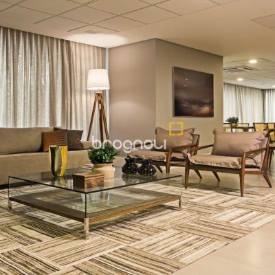 Apartamento com 170m², 3 quartos (sendo 3 suítes), 2 garagens, no bairro Beira Mar Norte em Florianópolis