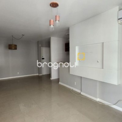 Apartamento com 79m², 2 quartos (sendo 1 suíte), 1 garagem, no bairro Itacorubi em Florianópolis