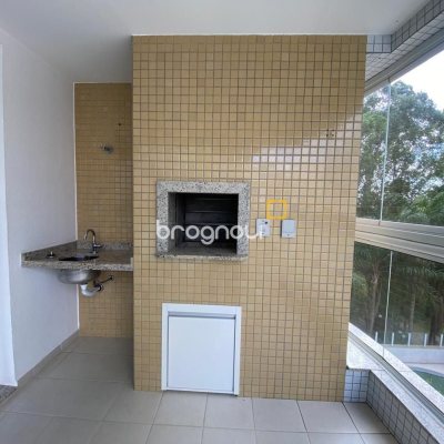 Apartamento com 79m², 2 quartos (sendo 1 suíte), 1 garagem, no bairro Itacorubi em Florianópolis