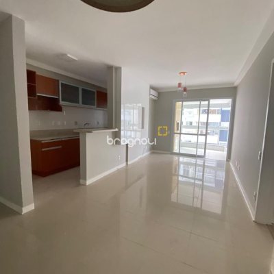 Apartamento com 79m², 2 quartos (sendo 1 suíte), 1 garagem, no bairro Itacorubi em Florianópolis