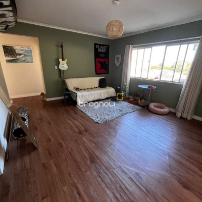 Apartamento com 108m², 3 quartos (sendo 2 suítes), 1 garagem, no bairro Ponta de Baixo em São José
