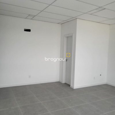 Sala com 33m², 1 garagem, no bairro Pagani em Palhoça