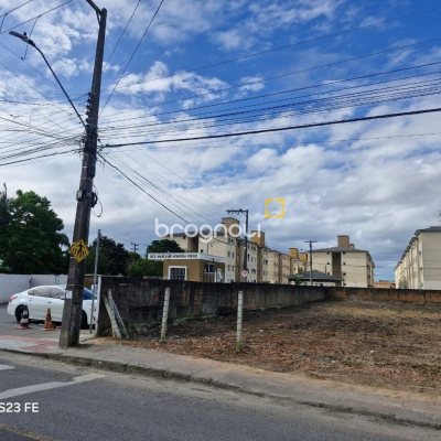 Terreno com 717m², no bairro Barra do Aririú em Palhoça