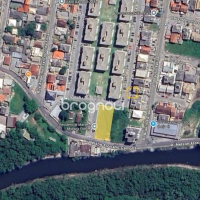 Terreno com 717m², no bairro Barra do Aririú em Palhoça