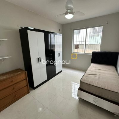 Apartamento com 69m², 3 quartos, 1 garagem, no bairro Carvoeira em Florianópolis