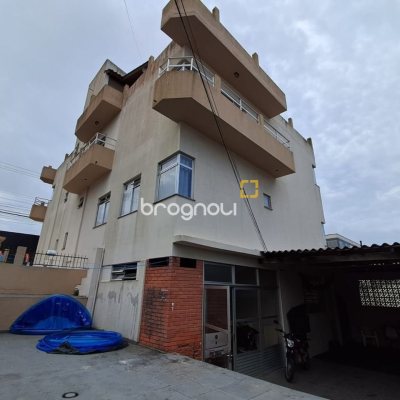 Prédio com 662m², 5 garagens, no bairro Ingleses em Florianópolis