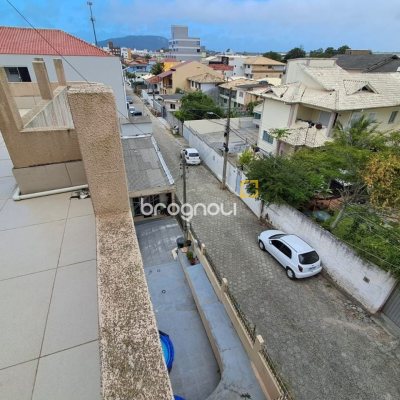 Prédio com 662m², 5 garagens, no bairro Ingleses em Florianópolis
