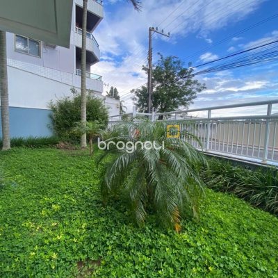 Apartamento com 72m², 2 quartos (sendo 1 suíte), 1 garagem, no bairro Bom Abrigo em Florianópolis