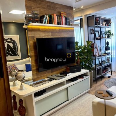 Apartamento com 72m², 2 quartos (sendo 1 suíte), 1 garagem, no bairro Bom Abrigo em Florianópolis