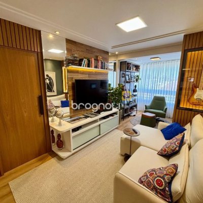 Apartamento com 72m², 2 quartos (sendo 1 suíte), 1 garagem, no bairro Bom Abrigo em Florianópolis