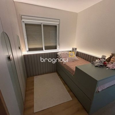 Apartamento com 72m², 2 quartos (sendo 1 suíte), 1 garagem, no bairro Bom Abrigo em Florianópolis