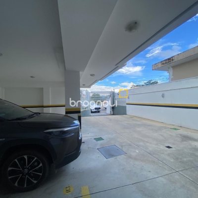 Apartamento com 72m², 2 quartos (sendo 1 suíte), 1 garagem, no bairro Bom Abrigo em Florianópolis