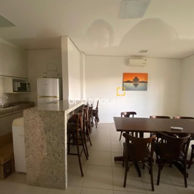 Apartamento com 72m², 2 quartos (sendo 1 suíte), 1 garagem, no bairro Bom Abrigo em Florianópolis