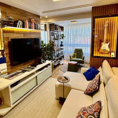 Apartamento com 72m², 2 quartos (sendo 1 suíte), 1 garagem, no bairro Bom Abrigo em Florianópolis
