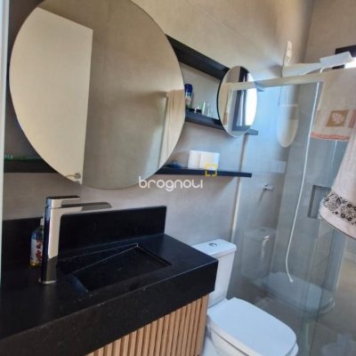 Casa de Condomínio com 228m², 3 quartos (sendo 1 suíte), 2 garagens, no bairro Vargem Grande em Florianópolis