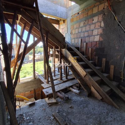Casa com 210m², 3 quartos (sendo 1 suíte), 1 garagem, no bairro Vargem Pequena em Florianópolis