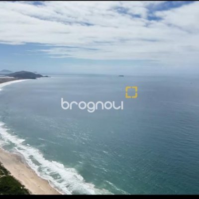 Terreno com 377m², no bairro Campeche em Florianópolis