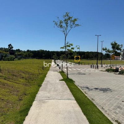 Terreno com 377m², no bairro Campeche em Florianópolis