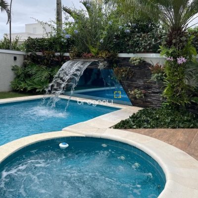 Casa com 416m², 5 quartos (sendo 5 suítes), 6 garagens, no bairro Jurerê Internacional em Florianópolis