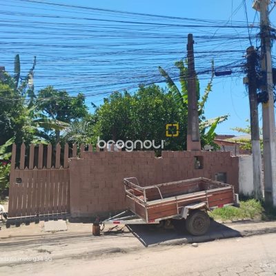 Casa com 182m², 3 quartos, 2 garagens, no bairro Vargem Grande em Florianópolis
