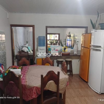 Casa com 182m², 3 quartos, 2 garagens, no bairro Vargem Grande em Florianópolis