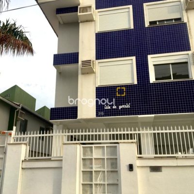 Cobertura com 139m², 2 quartos (sendo 1 suíte), 1 garagem, no bairro São João do Rio Vermelho em Florianópolis