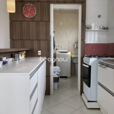 Cobertura com 139m², 2 quartos (sendo 1 suíte), 1 garagem, no bairro São João do Rio Vermelho em Florianópolis