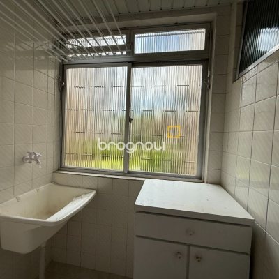 Apartamento com 59m², 3 quartos, 1 garagem, no bairro Itacorubi em Florianópolis