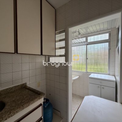 Apartamento com 59m², 3 quartos, 1 garagem, no bairro Itacorubi em Florianópolis