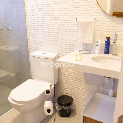 Casa de Condomínio com 346m², 3 quartos (sendo 3 suítes), 2 garagens, no bairro Vargem Pequena em Florianópolis