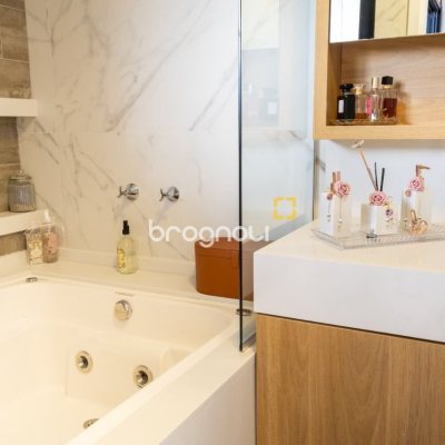 Casa de Condomínio com 346m², 3 quartos (sendo 3 suítes), 2 garagens, no bairro Vargem Pequena em Florianópolis