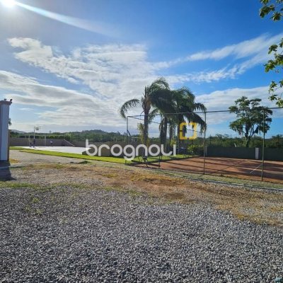 Casa de Condomínio com 346m², 3 quartos (sendo 3 suítes), 2 garagens, no bairro Vargem Pequena em Florianópolis