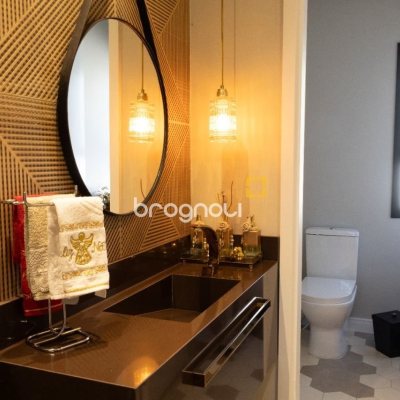 Casa de Condomínio com 346m², 3 quartos (sendo 3 suítes), 2 garagens, no bairro Vargem Pequena em Florianópolis
