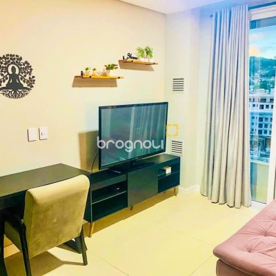 Studio com 39m², 1 quarto, 1 garagem, no bairro Centro em Florianópolis